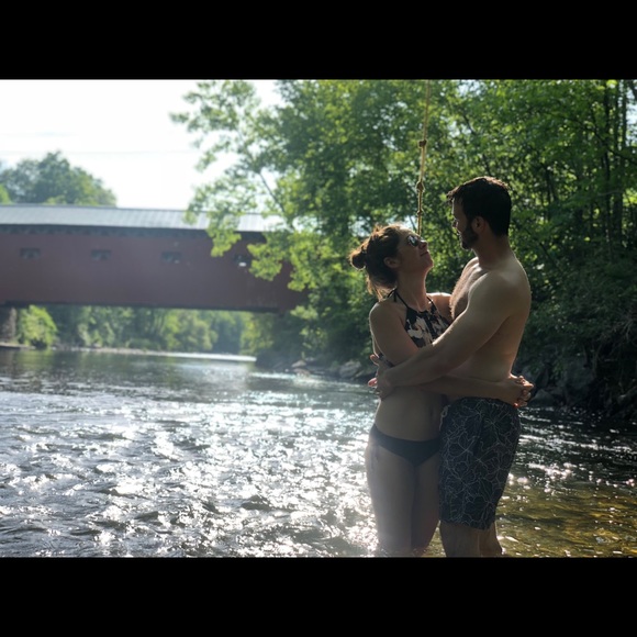 Meet your Posher, Sarah - Picture 2 of 4